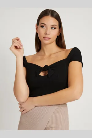Guess Černé dámské žebrované cropped tričko s mašlí Valeriana - Dámské