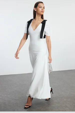 Trendyol White A-Line Bow Detailed Woven Dress