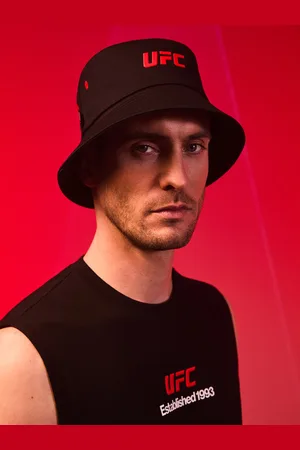 Celio UFC Klobouk