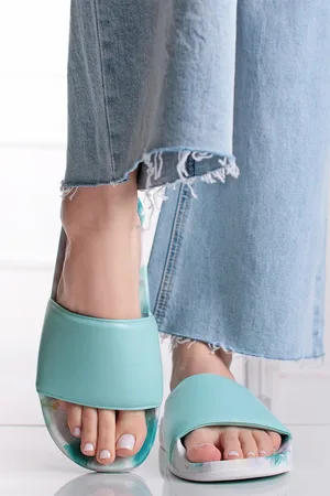 Skechers Mátové nízké pantofle Pop Ups - True Colors