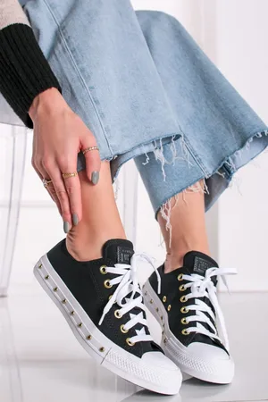 Converse Černé nízké plátěné tenisky Chuck Taylor All Star Studded