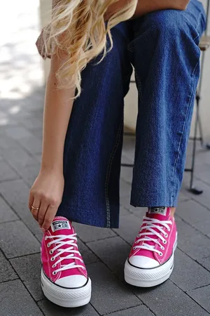 Converse Fuchsiové nízké tenisky na platformě Chuck Taylor All Star Lift Platform Low Top