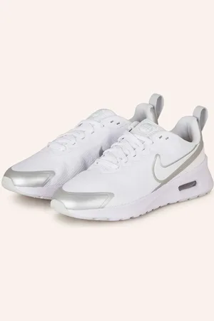 Nike Sneakersy Air Max Nuaxis bílá