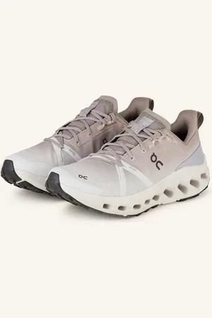 On Running Trailové Boty Cloudsurfer Trail Waterproof světle šedá krémová