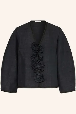 By Malene Birger Halenka Mineas černá