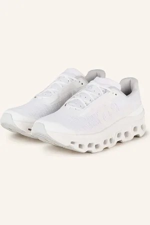 On Running Sneakersy Cloudmster Void bílá