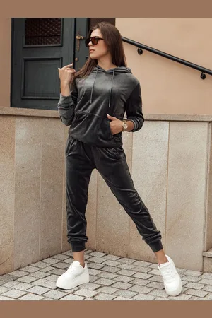 D-Street Velurová dámská tmavě šedá tepláková souprava Relax Fit