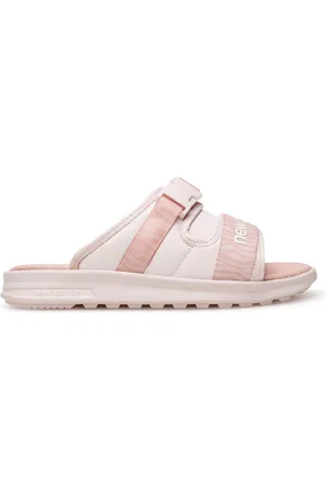 New Balance Pantofle SWA330N3 Materiál/-Syntetický,Látka/-Látka