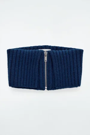 COS PURE CASHMERE COLLAR