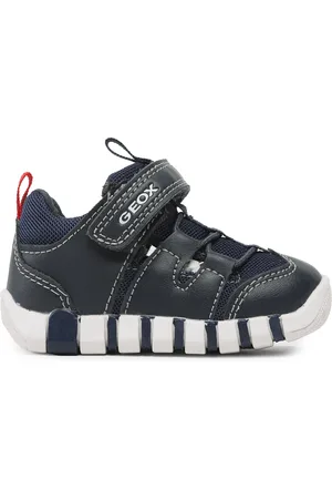 Geox Sneakersy B Iupidoo Boy B3555B 0BC14 C4002 Tmavomodrá