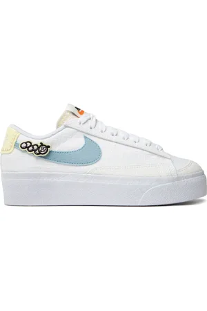 Nike Sneakersy Blazer Low Platform Se DJ6376 100