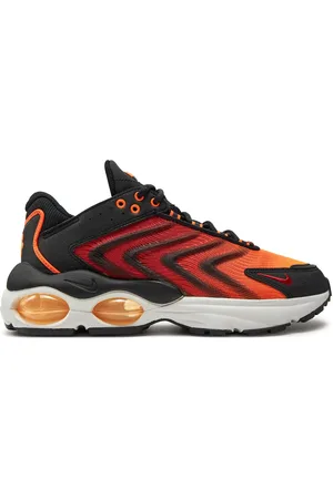Nike Sneakersy Air Max Tw Se FJ2590 001