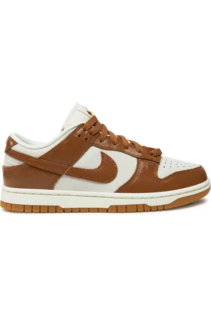 Nike Sneakersy Dunk Low Lx FJ2260 001