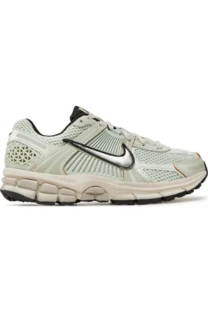 Nike Sneakersy Zoom Vomero 5 FN6742 001 Zelená