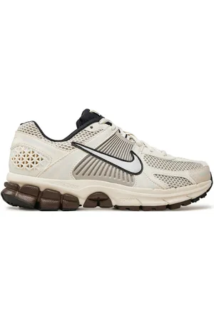 Nike Sneakersy Zoom Vomero 5 FJ2028 001