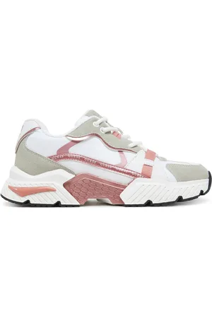 Guess Sneakersy FLJCAR ELE12