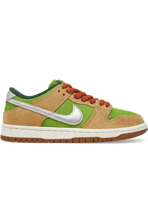 Nike Sneakersy FQ7585 200