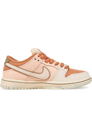 Nike Sneakersy SB Dunk Low Pro Prm FV5926 200