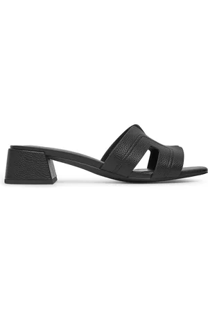 Jenny Nazouváky R255SS00541