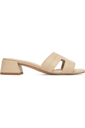 Jenny Nazouváky R255SS00541