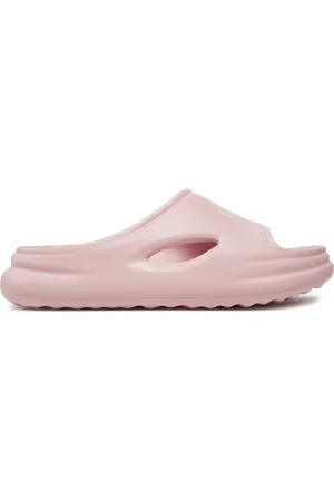 Calvin Klein Nazouváky V3A0-80848-0083 S