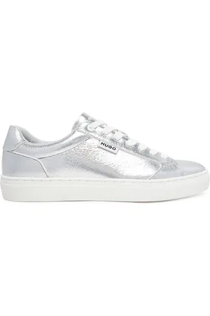 HUGO BOSS Sneakersy 50541657 040 Stříbrná