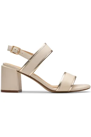 Clarks Sandály Ezoria Sling 26181301