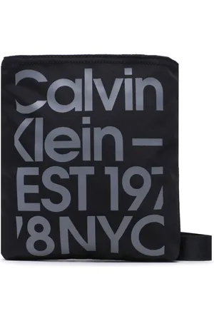 Calvin Klein Brašna Sport Essentials Flatpack18 Gr K50K510378