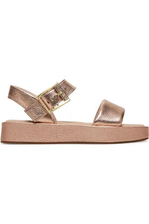 Clarks Sandály Alda Strap 26181223 Zlatá