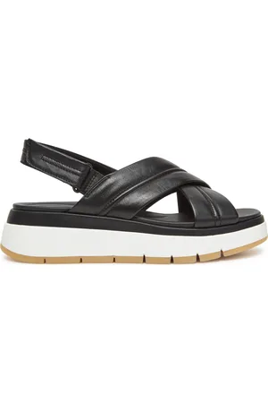 Clarks Sandály Tuscan Cross 26182233
