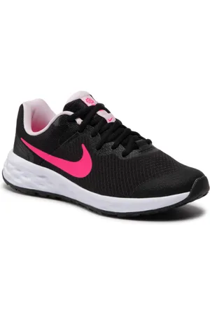 Nike Dívčí sportovní obuv (tréninková) Revolution 6 black foam hyper