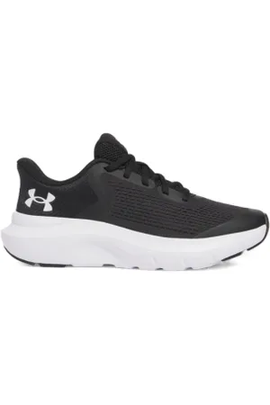 Under Armour Juniorská sportovní obuv (tréninková) UA BGS Rogue 5 black black