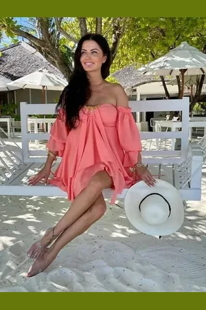By o la la Coral dress axp0747. R37