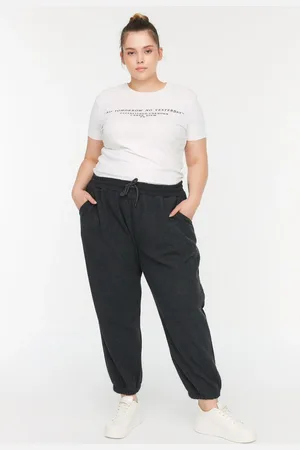 Trendyol Pletené tepláky Curve Anthracite Thin Jogger