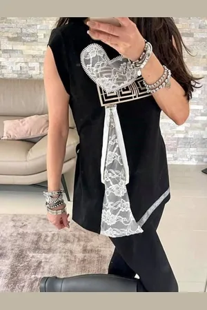 By o la la Black blouse with print zipper lace