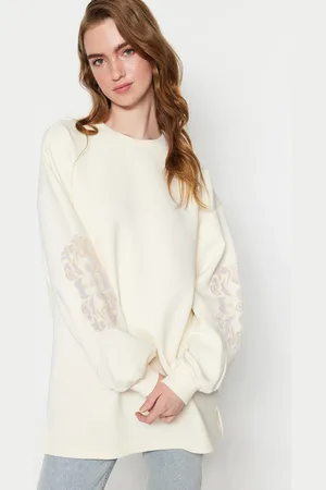 Trendyol Ecru Sleeve Embroidery Detail Diver/Scuba Knitted Sweatshirt