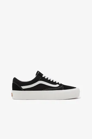 Vans Bílo-černé semišové tenisky Old Skool VR3 - Dámské