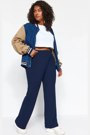 Trendyol Pletené tepláky Curve Navy Blue Jogger