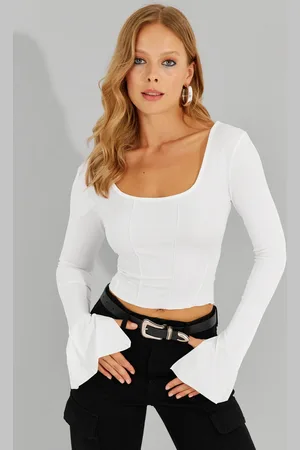 COOL Chladná a sexy dámská bílá přední a zadní crop halenka CG302