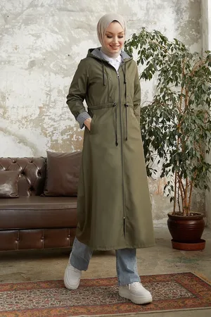 Instyle Dlouhý trenčkot s vínovým pruhovaným vzorem - khaki