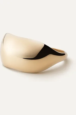 Giorre Woman
