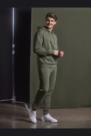 RUSSELL Olive Men