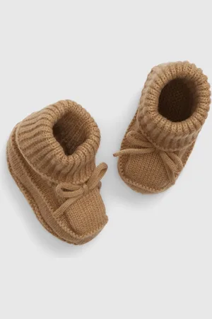 GAP Baby boty s kožíškem CashSoft - Kluci