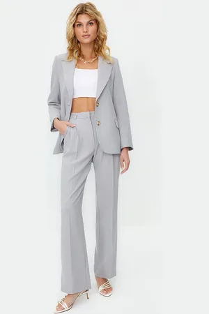 Trendyol Limited Edition Gray Straight Cut Pleated Woven Trousers