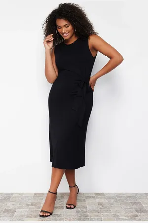 Trendyol Curve Black Faux Lace Detailed Knitted Dress