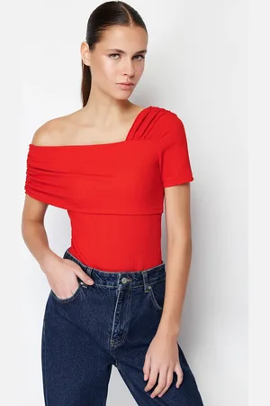 Trendyol Red Asymmetrical Collar Fitted Knitted Bodysuit