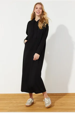 Trendyol Black Kangaroo Pocket Hooded Oversize Knitted Sweat Dress