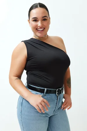Trendyol Curve Černé Asymetrické Límcové Spodní Zapínací Pletené Body