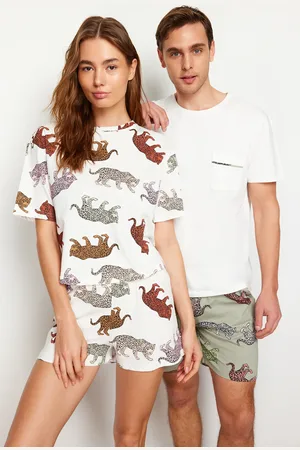 Trendyol Ecru Regular Fit Animal Patterned Couple/Double Knitted Shorts Pajama Set