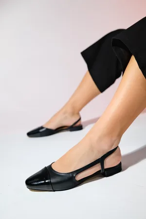LuviShoes LUJO Black Skin Women